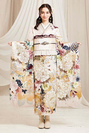 くすみカラーの振袖の写真